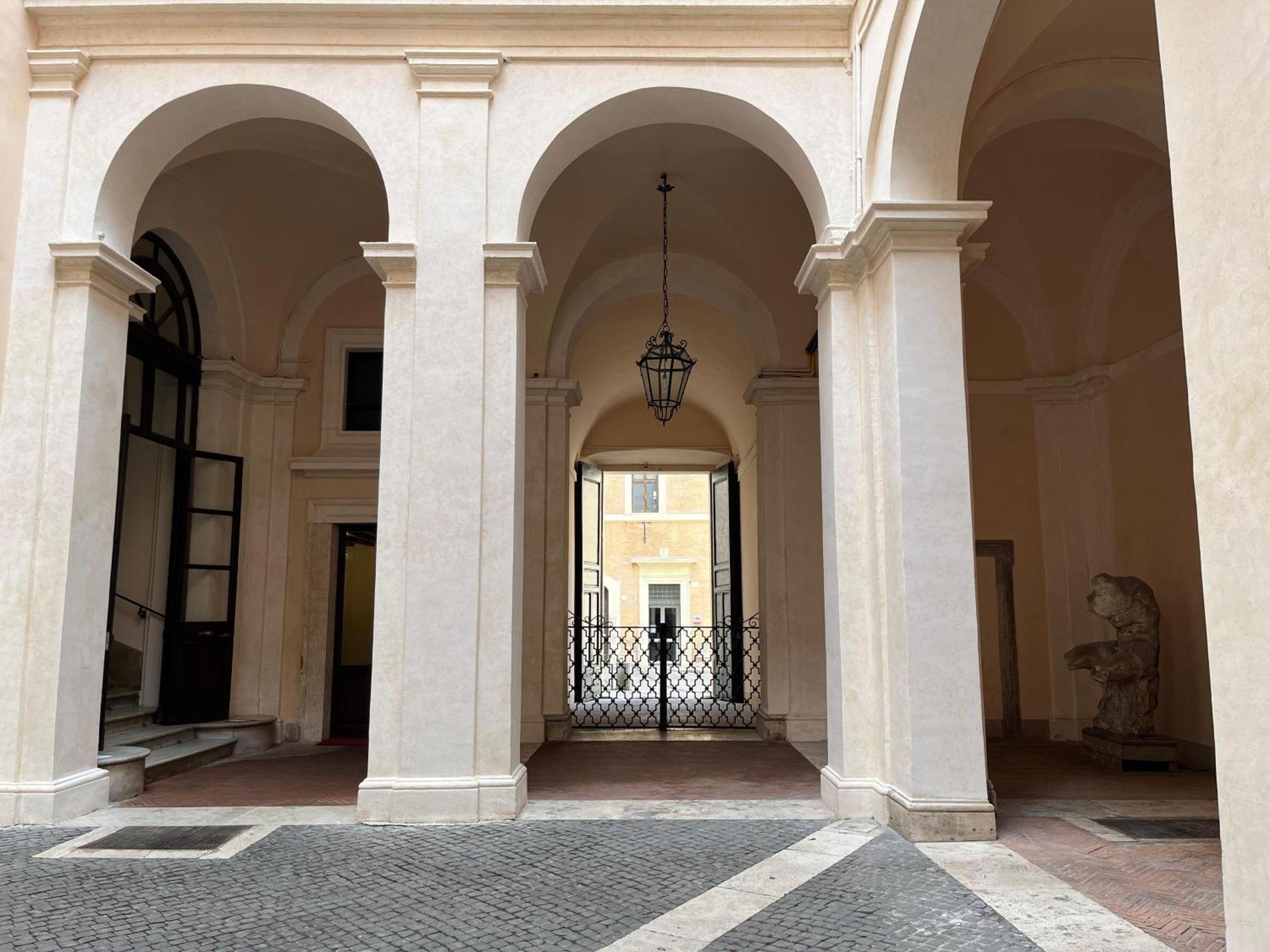 Lovatelli Home Al Campidoglio โรม ภายนอก รูปภาพ