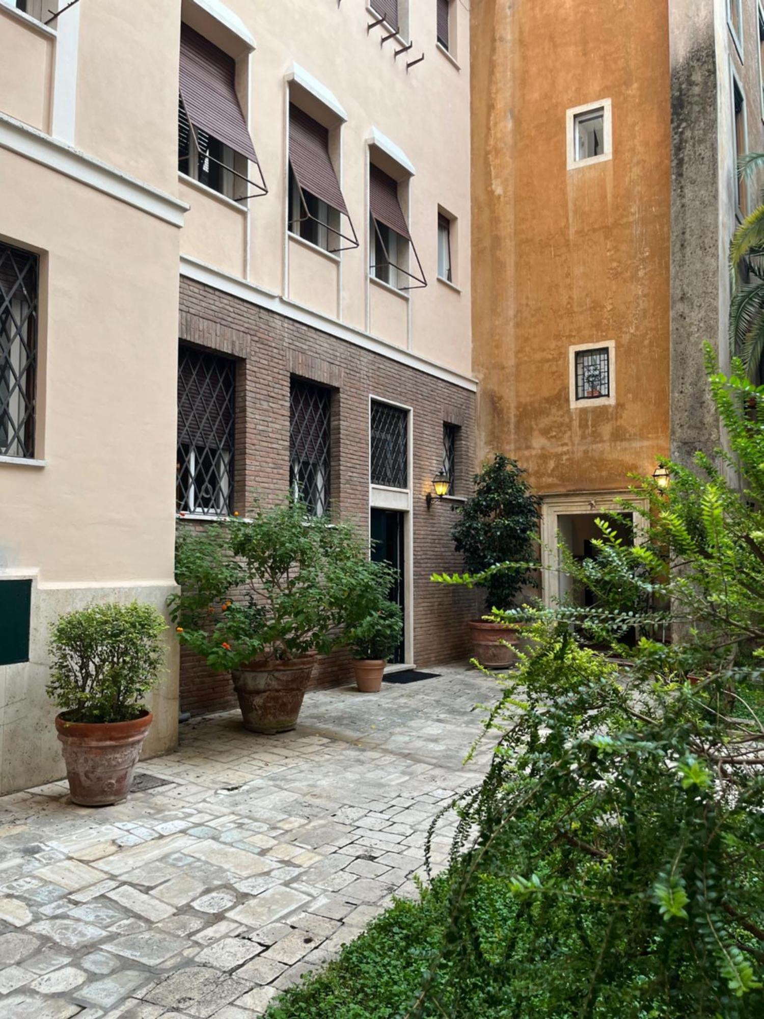 Lovatelli Home Al Campidoglio โรม ภายนอก รูปภาพ