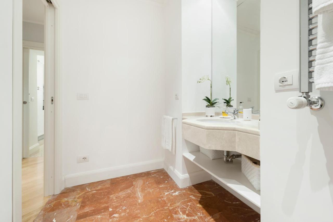 Lovatelli Home Al Campidoglio โรม ภายนอก รูปภาพ